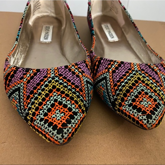 STEVE MADDEN Cross Stitch Haanna Flat - Picture 6 of 8